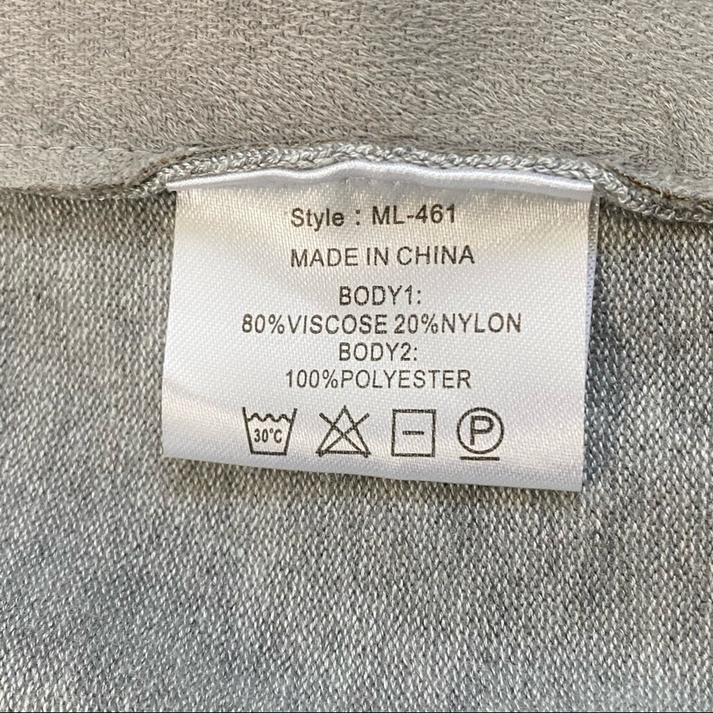 MADISON & LOLA Gray Sweater Jacket - Picture 4 of 5